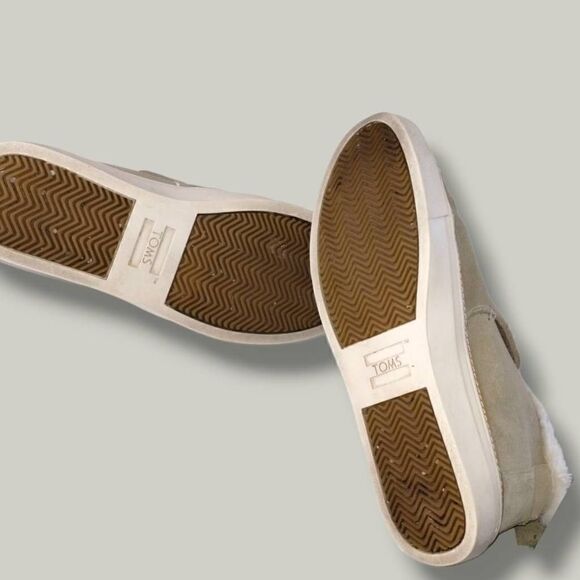 Tom's‎ Womens Fleece Slippers Size 7 Paxton Natural Suede Flat Rubber Sole - Picture 4 of 11